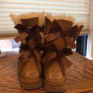 Size 7.5 lightly used Ugg boots